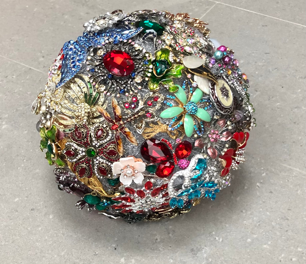 Full Brooch Bouquet - Medium