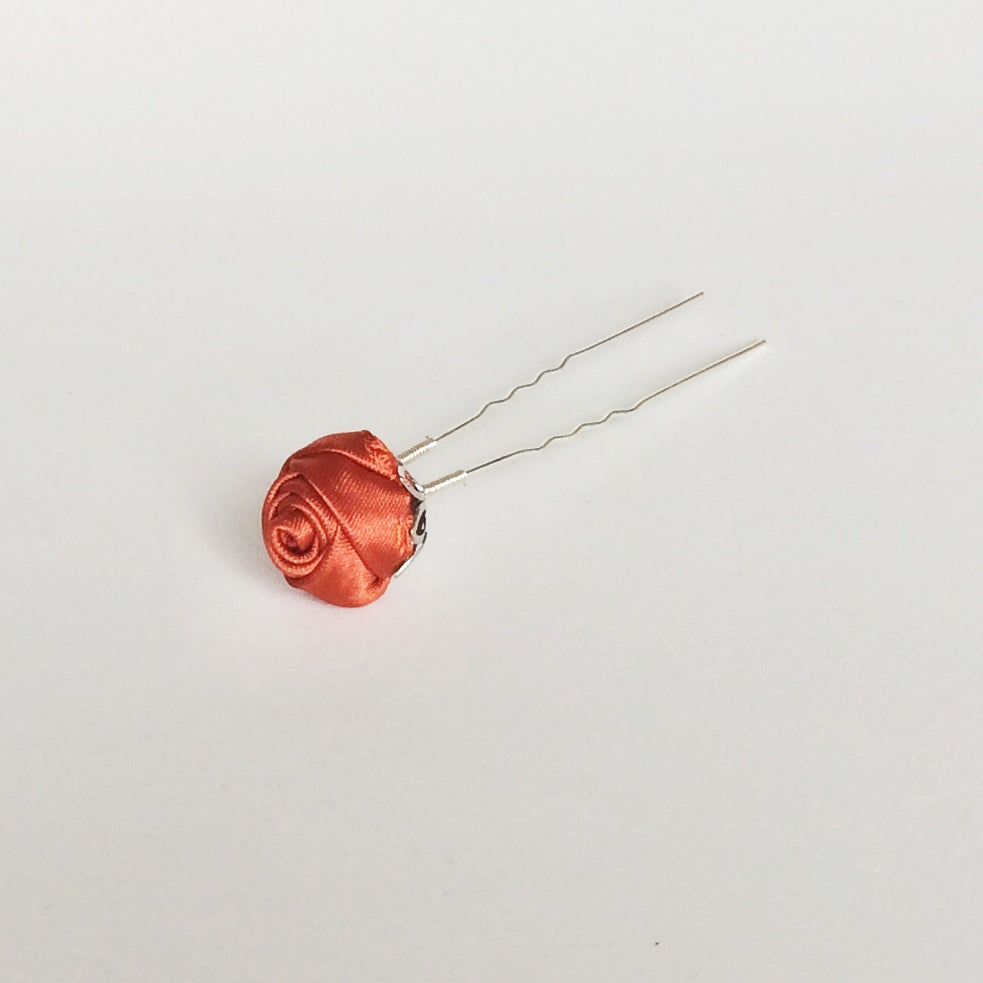 Rosebud Hairpins